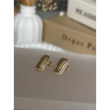 Bade Jewelry Vip Gold Taş Detaylı Mini Dikdörtgen Plaka Kararmaz Çelik Basic Küpe