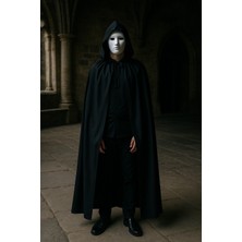 Toyfest Beyaz Maske ve Siyah Kapüşonlu Pelerin Gizemli Kostüm Kombinasyonu Seti - 120 cm