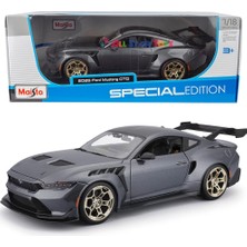 Maisto Ford Mustang Gtd 5.2l V8 Coupe 2025 Mavi 1/18 Model Araba