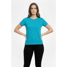 Tarz Yeri Kadın T-Shirt Bisiklet Yaka Slim Fit Likralı Tişört Yazlık Basic Body - Turkuvaz