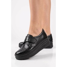 Shoemix Kadın Siyah Hakiki Deri Kroko Detaylı Cırt Cırtlı Kalın Taban Günlük Anatomik Ayakkabı - 1045-01