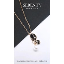 Serenity Siyah Mineli Incili Kelebek Çelik Kolye