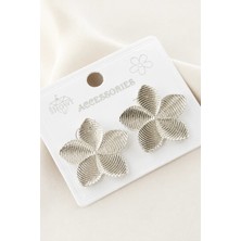 Balevien Flora Dokulu Iri Metal Küpe - Silver