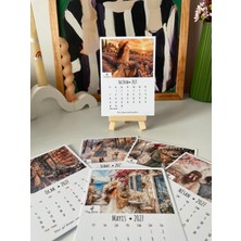 Tiny Stories TR 2027 Kadın Çizim Masa Takvim + Tahta Stand