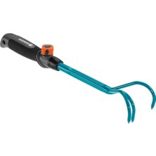 Die Grup Gardena Combisystem Küçük Kauçuk: Zemini Gevşetmek ve Havalandırmak Için 3 Çinko Bahçe Pençesi, Çalışma Genişliği 7 Cm, Ergonomik Sap, Korozyon Koruması (8921-20)
