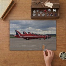 Punto Dizayn Pistte Kırmızı Savaş Uçakları  Tasarımı 240 Parça Ahşap Puzzle Ahşap Kutuda MPY10061