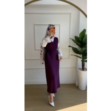 Nisa Nalbantoğlu Mor Krep Düz Kesim tesettür jile