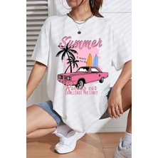 Kozz Style Beyaz Summerracing Baskı %100 Organik Pamuk Relaxed Fit Yuvarlak Yaka Tişört