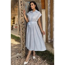 Gülseli Kadın Polo Yaka Ön Yarım Düğmeli Puantiyeli Elbise P-00022912