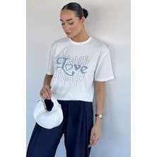 Gülseli Kadın Love Aplikeli Tişört P-00022668