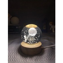 St. Morritz Ahşap Tabanlı Cam Uzay Küresi (Ay'a Çıkan Astronot)