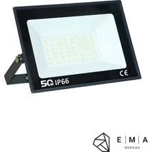 Ema Dükkan 50W LED Projektör Beyaz Işık 4500 Lümen IP66 Ince Tablet Kasa 220V Dış Mekan