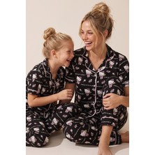 Siyah İnci Hello Kitty Lisanslı %100 Pamuk Siyah Pembe Çok Renkli Düğmeli Biyeli Pijama Takım 26120451