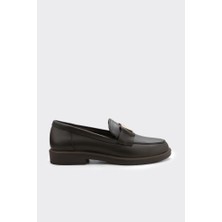 Derinet Metal Tokalı Hakiki Deri Kadın Loafer