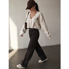 Mery Mery Boutique Kadın Trend Popüler Örgülü Kısa Hırka Ayı Işlemeli