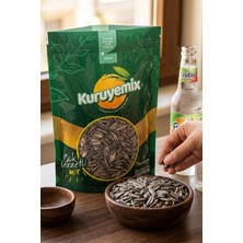 Kuruyemix  Birinci Sınıf Siyah Ayçekirdeği Kavrulmuş Tuzlu - Taptaze ve Çıtır Lezzet [250G]