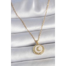 Mç Plus 316L Çelik Gold Renk Zincir Beyaz Mineli Hilal Işlemeli Madalyon Model Kadın Kolye