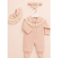 Kardeşler Bebe Fiyonk ve Dantel Detaylı Çıkarılabilir Yaka Kız Bebek Patikli Tulum + Saç Bandı