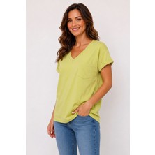Lyvean V Yaka Cepli Oversize Tshırt
