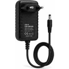 5 Volt 2 Amper 3.5*1.35MM Uçlu Adaptör Priz Tipi Ledli Plastik Kasa