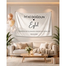 Favori Kitap Kişiye Özel Iyi Ki Doğdun Doğum Günü Duvar Örtüsü