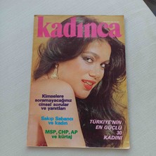 1980 Yılı Ağustos Ayına Ait Kadınca Dergisidir. Içeriğinde Kimselere Sorulamayacak Cinsel Sorular ve Yanıtları, Sakıp Sabancı ve Kadın,