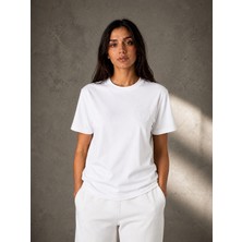 Enzo Club Kadın Beyaz Nakış Detaylı Premium T-Shirt