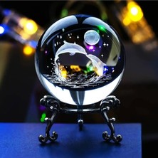 St. Morritz Dekoratif Metal Ayaklı Sevimli Balinalar Tasarımlı 3D Cam Küre 6cm