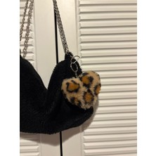 Wooly Joys Leopar Desenli Peluş Kalpli Anahtarlık / Çanta Charmı / Tüylü Çanta Süsü / 23 Farklı Renk Seçeneğiyle