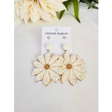 Devi Fashion Hasır Çiçek (7 Cm) ve Kombin Yıldız 2’li Küpe Seti