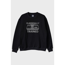 Lofux Classically Trained Retro Oyun Konsolu Baskılı Siyah Bisiklet Yaka Sweatshirt