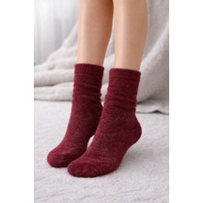 Emre Socks 1 Çift Kadın Peluş Patik Çorap Bordo – Yumuşak, Şık Görünümlü ve Sıcak Tutan