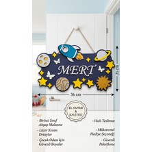 Pongee Uzay Temalı Isme Özel Ahşap Çocuk Odası Kapı Süsü - Lazer Kesim 3D Katmanlı Bebek Oda Levhası & Doğum Hediyesi Bebek ve Çocuk Oda Levhası 43X21 cm