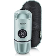 Wacaco Nanopresso Taşınabilir Espresso Makinesi, Nanopresso S Kasalı, Minipresso'nun Yükseltme Versiyonu, Seyahat Kahve Makinesi, Manuel Kumandalı (Yeni Elementler Arktik Mavi)