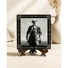 Foundex Atatürk Masaüstü Seramik Portre Ayaklık Hediyeli