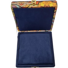 Odea Stonelys Lüks Kadife Takı Kutusu, Mücevher ve Tesbih Için, Desenli Kadife Kaplama, Kilitli, Premium Hediye Kutusu (Desenli Lacivert, 15X15)