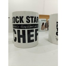 Odea Rock Star Disguised As Chef Kupa - Şef Komik Seramik Bardak Mutfak Hediyesi 325ML