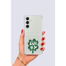 Dorasan Samsung Galaxy S24 Kartlıklı Lucky Yonca Desenli Kılıf