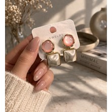 Bymiel Vintage Taş Detaylı Kare Inci Görünümlü Gold Küpe (Kararmaz Alerji Yapmaz 316 Çelik)