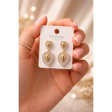 Bymiel Zirkon Taşlı Damla Model Gold Kadın Küpe – Şık & Işıltılı Tasarım Çelik