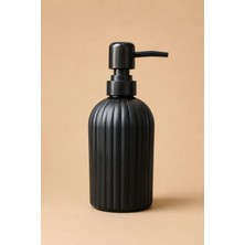 Klarhaus Vovy Çizgili Cam Sabunluk 500 ml – Siyah Pompalı Modern Sıvı Sabun ve Deterjan Dispenseri - 18,5 cm x 7 cm