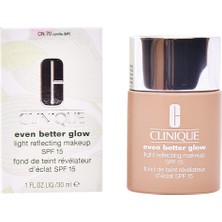Aesco Clinique Even Better Glow Makeup SPF15 70 Vanilla Fondöten 1 Paket (1 x 30 Ml)