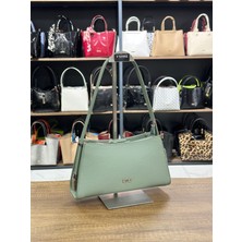 V'SHINE Model 3070 - Ayarlanabilir Kilit Detaylı Baget Çanta - Mint Yeşili