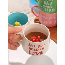 Aesco Mukko Home Love Yazılı Sürpriz Biblolu Porselen Kupa 350 ml Romantik ve Anlamlı Tasarım, Sevgiliye Özel Hediye,kırmızı