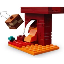 Aesco LEGO Minecraft - 66 Nether Lav Savaşı (Minifigürsüz)