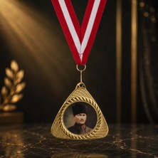 Odak Üçgen Altın Madalya KS-005