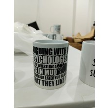 Die Grup Arguing With A Psychologist Kupa - Psikolog Tartışma Komik Seramik Bardak 325ML
