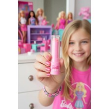 Die Grup Barbie Lisanslı Pembe Serisi 2'si 1 Arada Dudak Balsamı – Nemlendirici ve Renk Veren Lip Balm 7.9 cm
