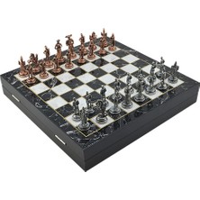 Hakay Gifthome Orta Boy Metal Ispanyol Satranç Takımı Antik ve Mermer Desenli Sandıklı Mdf Tahtası (36X36X6 Cm.)