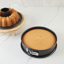 Hakay Guardini Gardenia Çift Taban Borulu Kek Kalıbı 26 cm